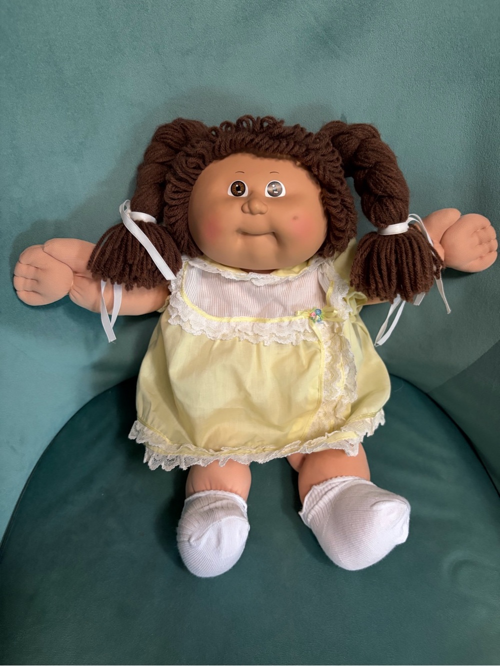 Vintage Cabbage Patch Kids doll. 1978/1982. CPK Brown-Haired/eyes doll.